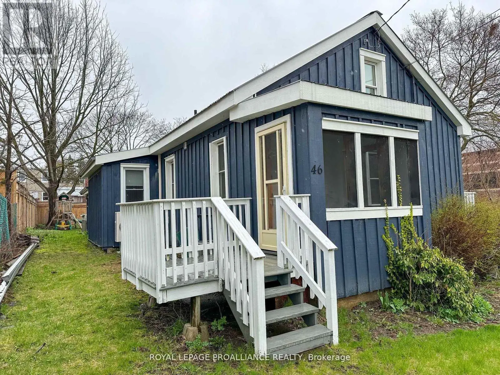 46 Mary Street, Prince Edward County, Ontario  K0K 2T0 - Photo 1 - X12078628