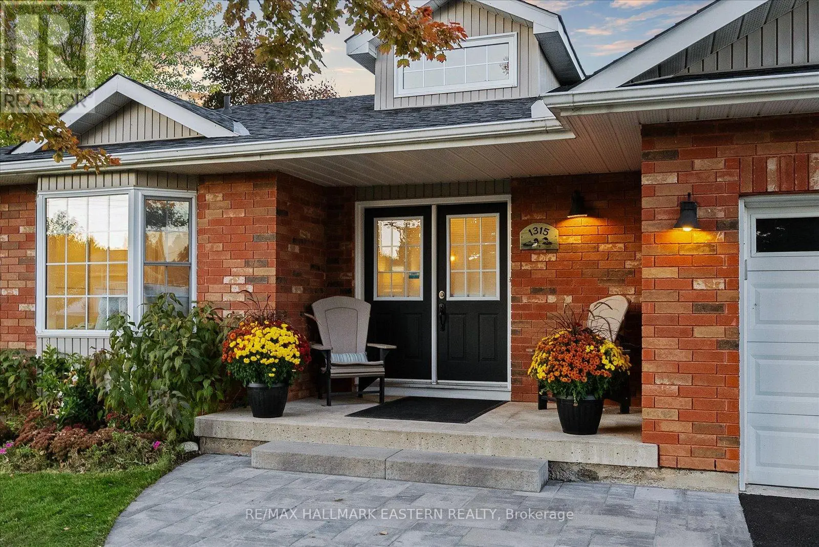 1315 Gail Park Drive, Selwyn, Ontario  K0L 1T0 - Photo 3 - X12019013