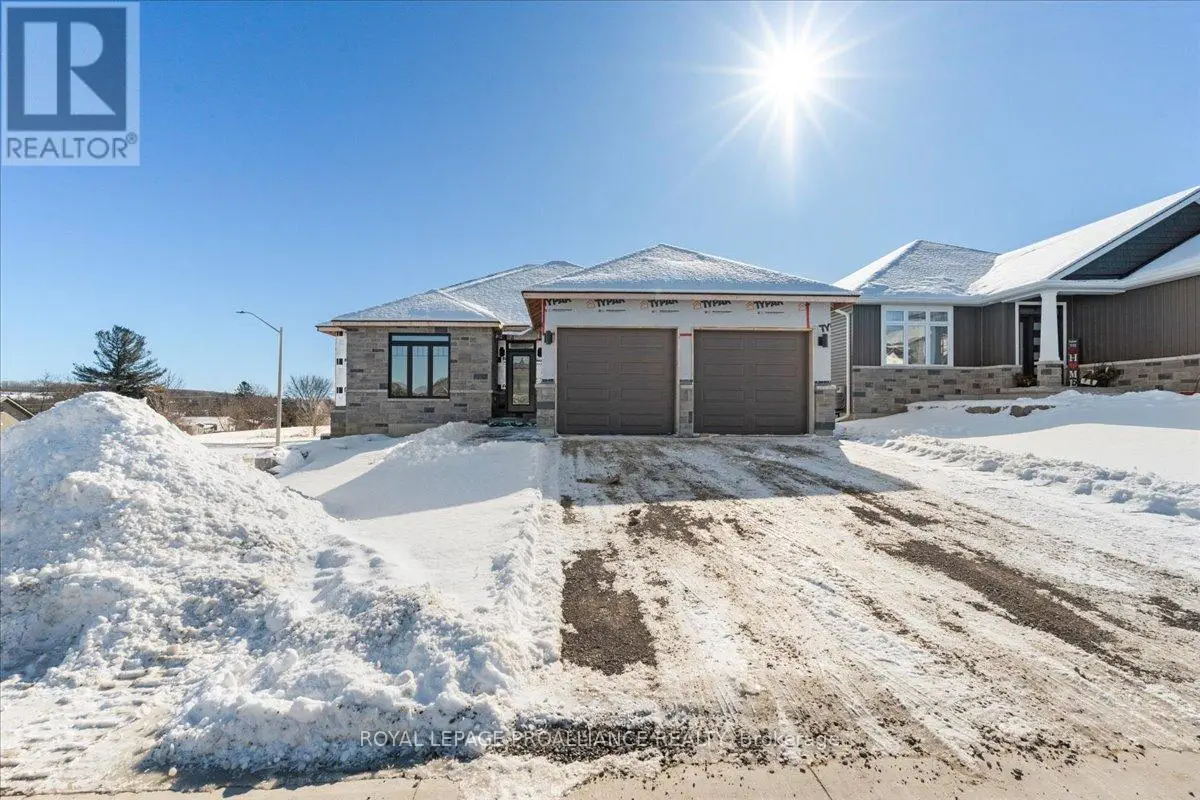 47 Rosewood Drive, Quinte West, Ontario  K0K 2C0 - Photo 2 - X11973914