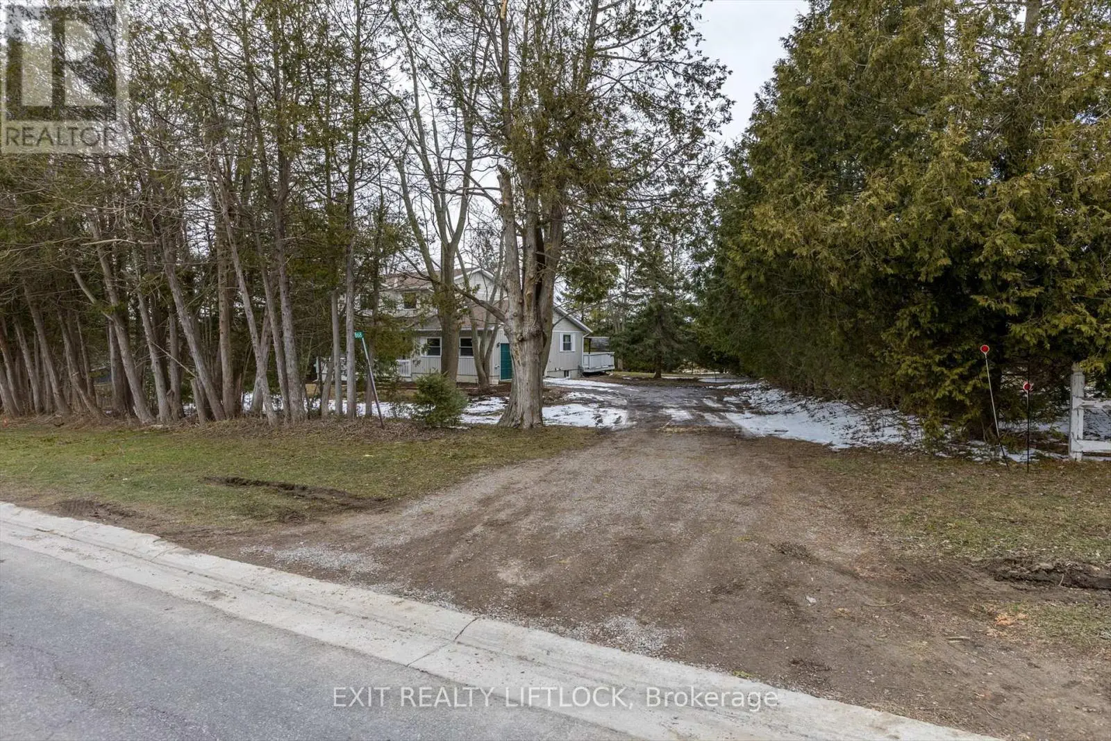 868 Lily Lake Road, Peterborough North, Ontario  K9J 6X4 - Photo 3 - X12080492