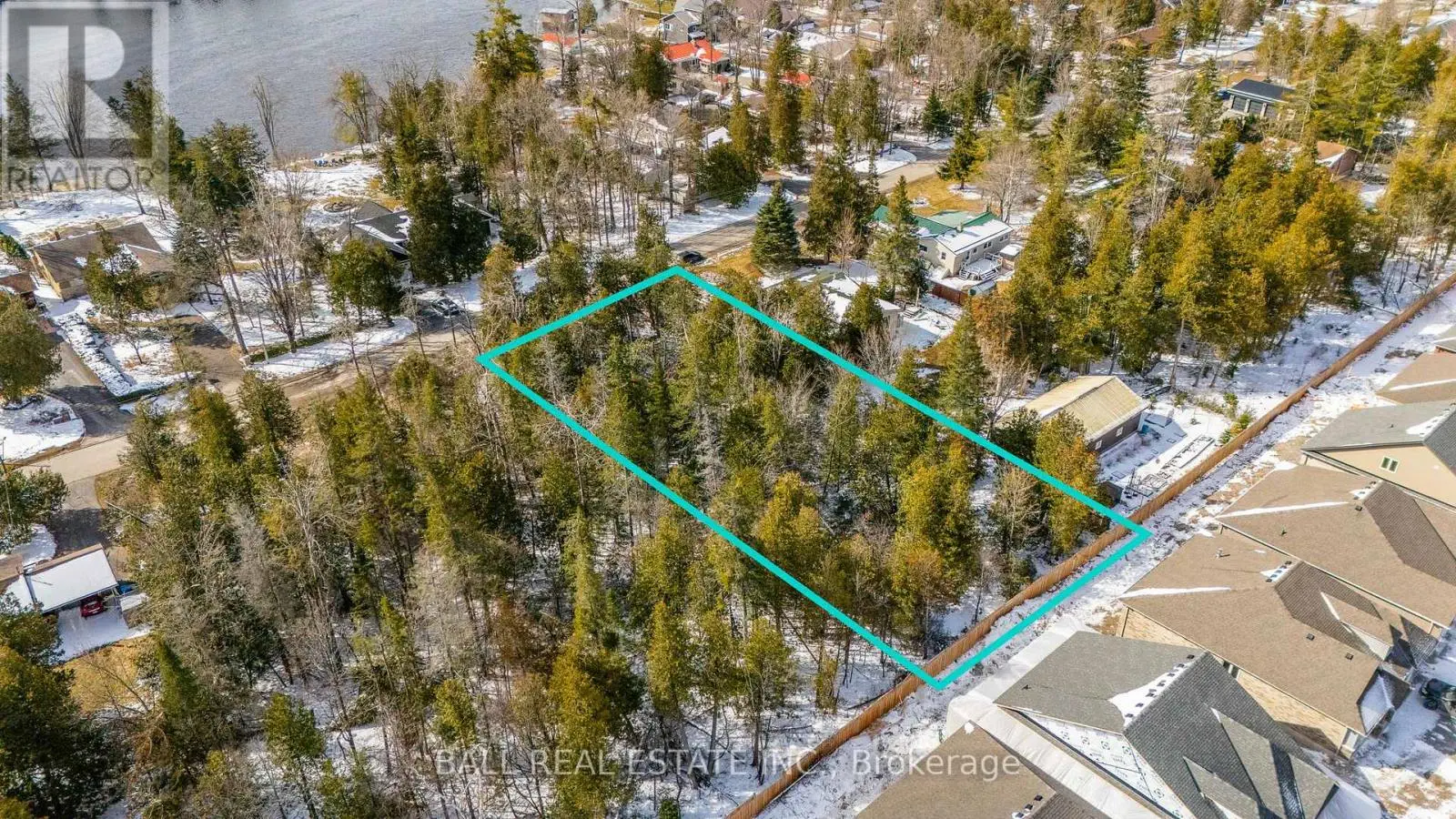 215 Front Street W, Kawartha Lakes, Ontario  K0M 1A0 - Photo 1 - X12081004