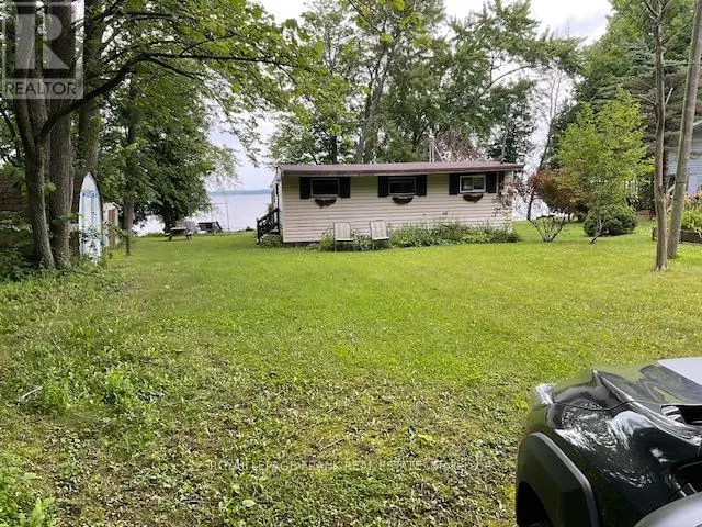 16 Caline Road, Curve Lake First Nation 35, Ontario  K0L 2H0 - Photo 2 - X12081085