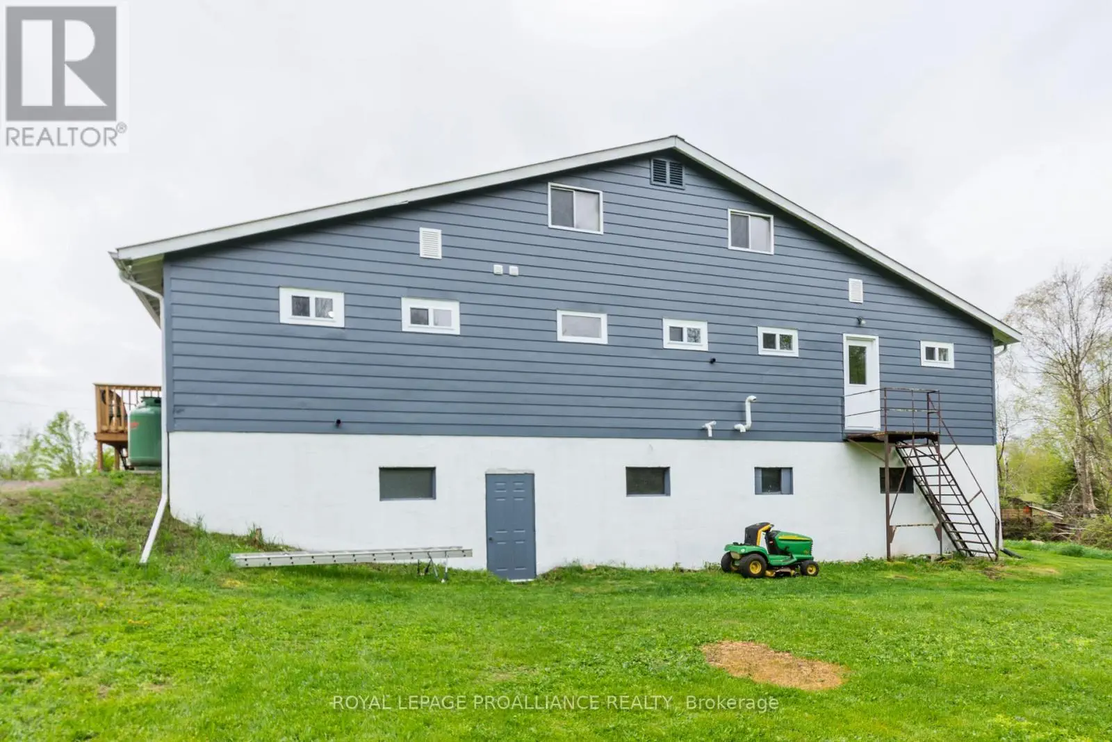 23 B Mother's Road, Tweed, Ontario  K0K 3J0 - Photo 24 - X12003604