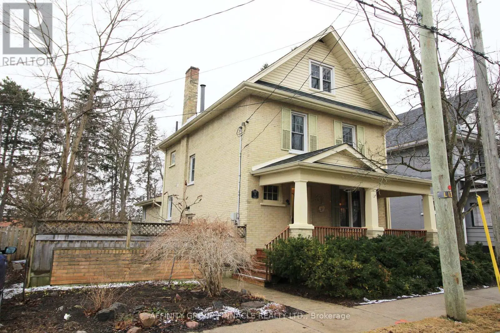 31 Fair Avenue, Kawartha Lakes, Ontario  K9V 3P2 - Photo 1 - X12081133