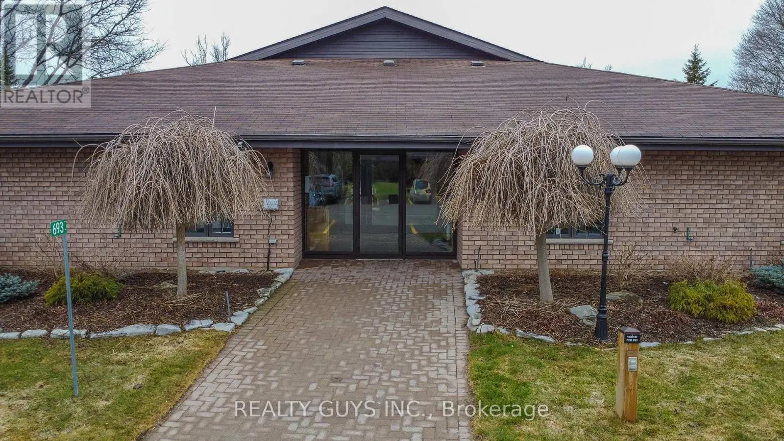 4 - 693 WHITAKER STREET, Peterborough East, Ontario