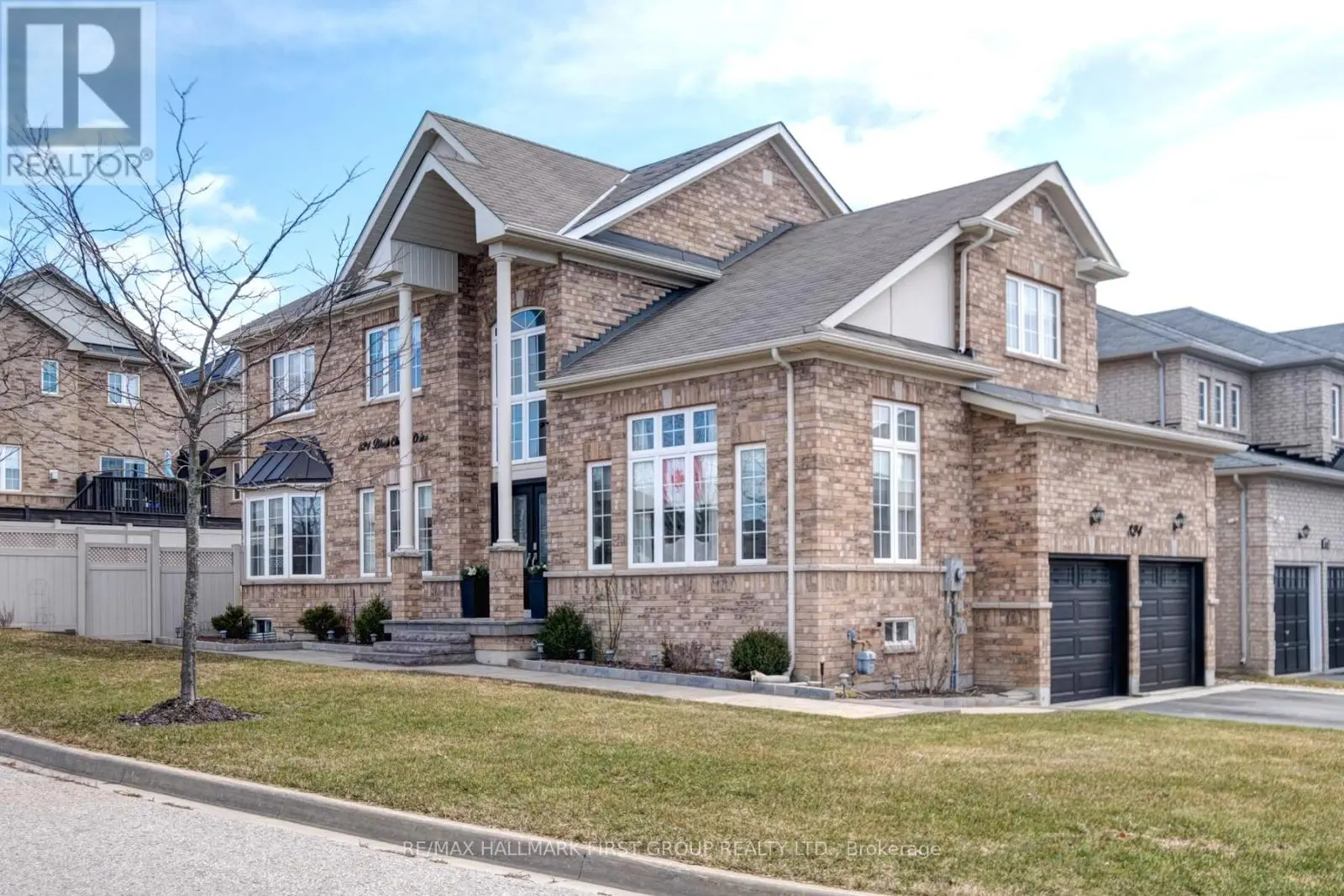 824 Black Cherry Drive, Oshawa, Ontario  L1K 0P5 - Photo 1 - E12080754