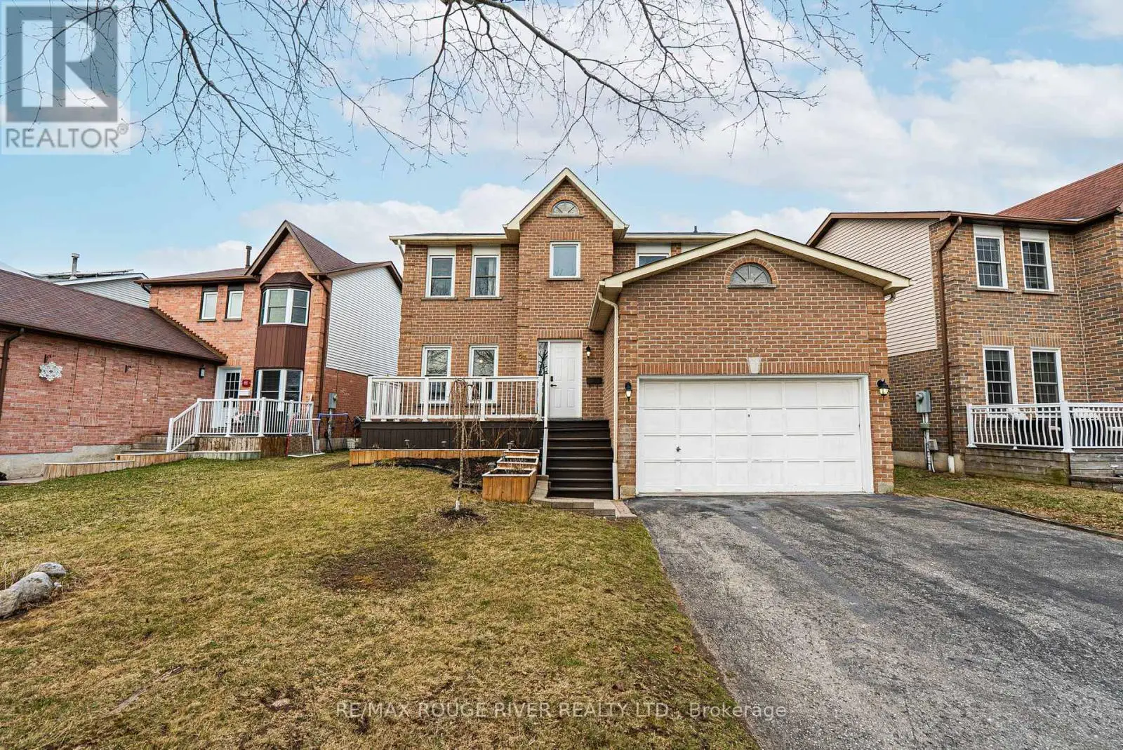 63 LONG DRIVE, Whitby, Ontario