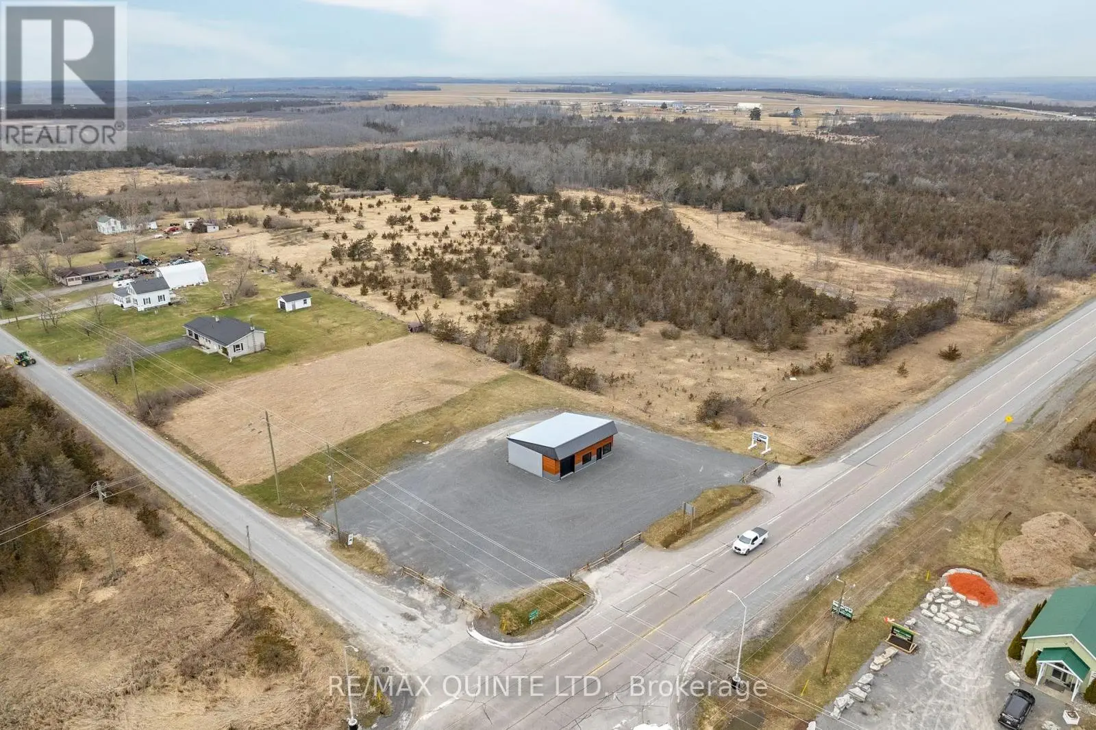 2925 Highway 62 Highway S, Prince Edward County, Ontario  K0K 1A0 - Photo 3 - X12084248
