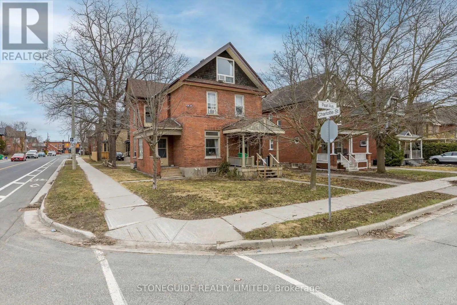 320-322 Pearl Avenue, Peterborough Central, Ontario  K9J 5G5 - Photo 1 - X12085682