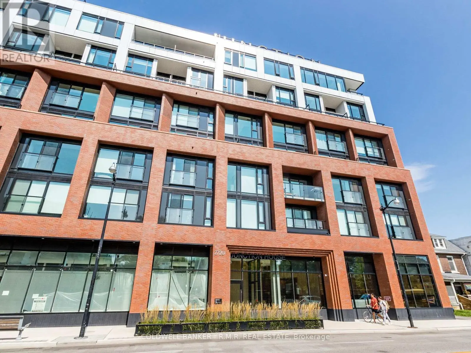 703 - 2720 Dundas Street W, Toronto, Ontario  M6P 0C3 - Photo 1 - W12085918
