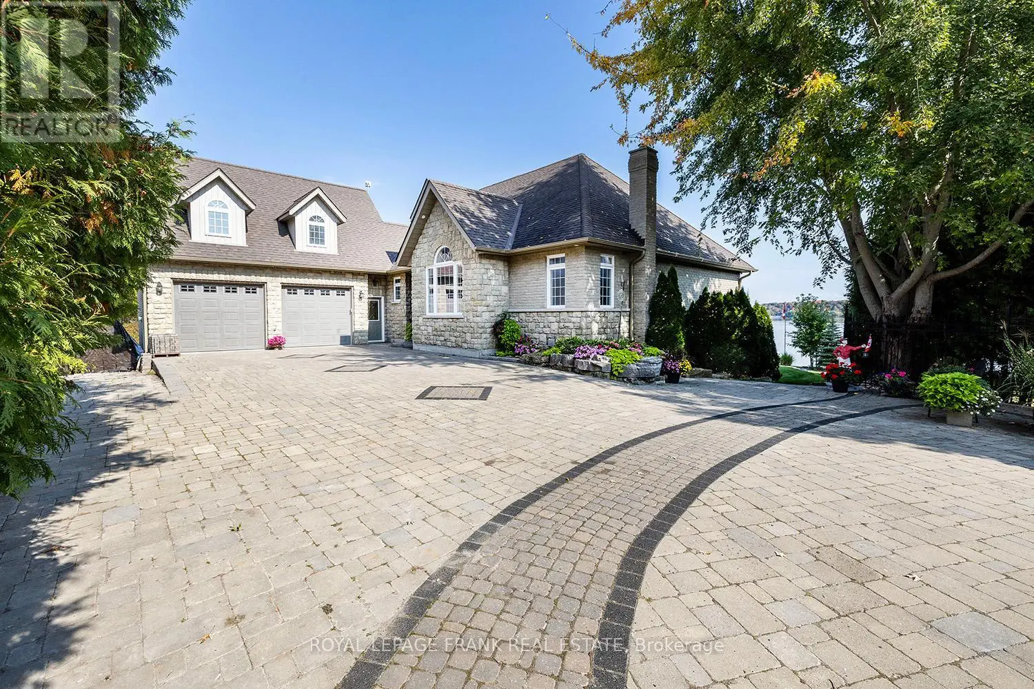 24 Gilson Point Place, Kawartha Lakes, Ontario  K0M 2C0 - Photo 3 - X12086245