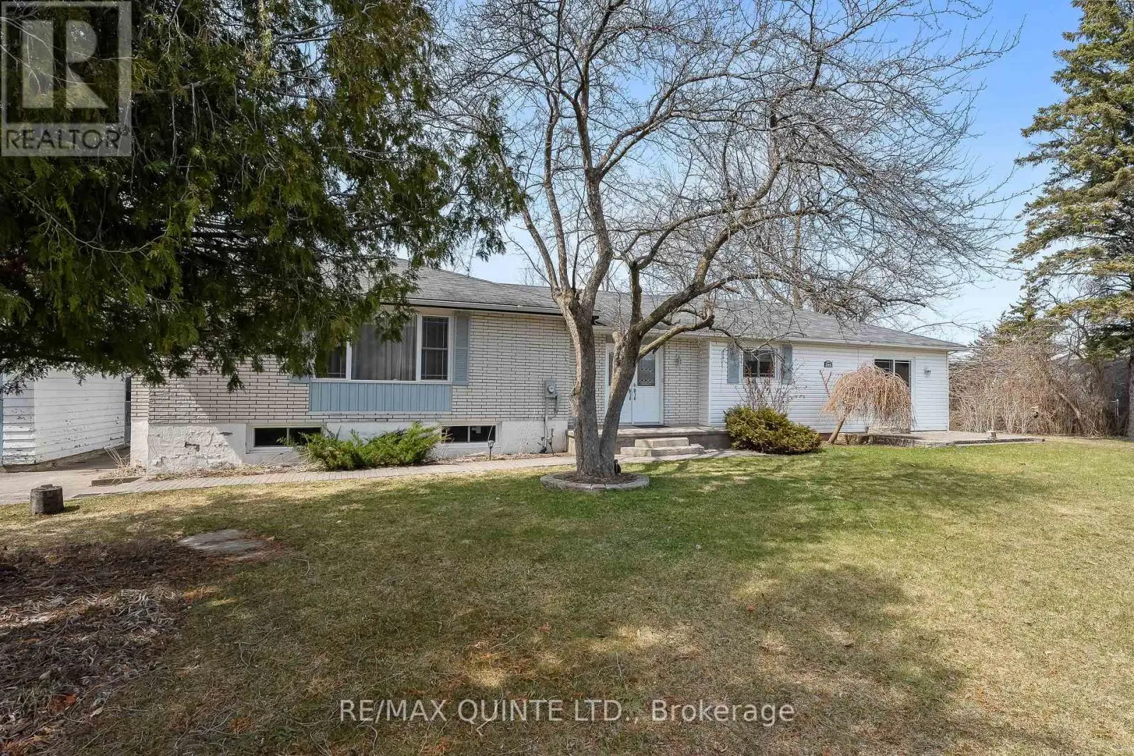 244 South Trent Street S, Quinte West, Ontario  K0K 2C0 - Photo 3 - X12087010