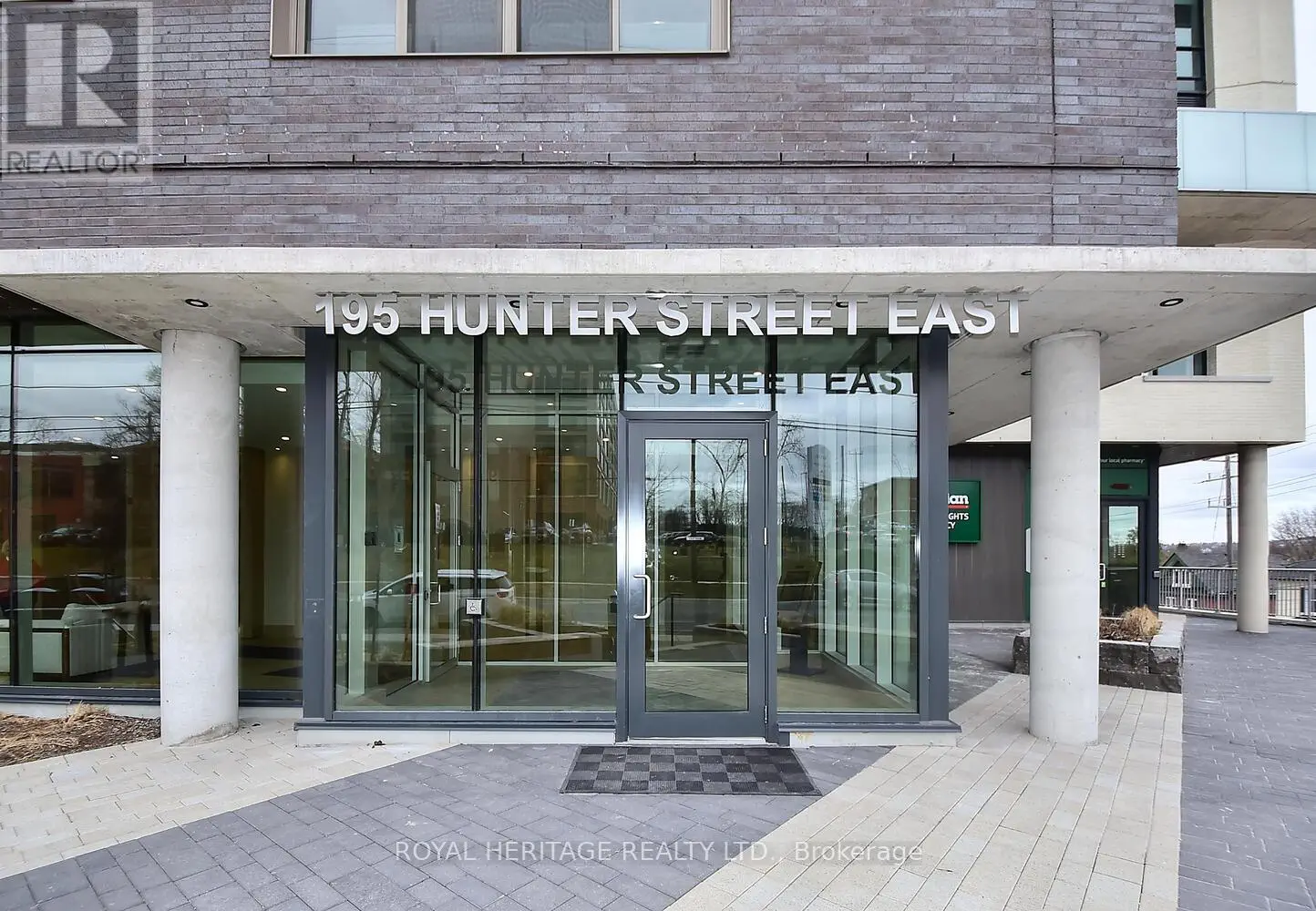510 - 195 Hunter Street E, Peterborough East, Ontario  K9H 0K6 - Photo 2 - X12088002