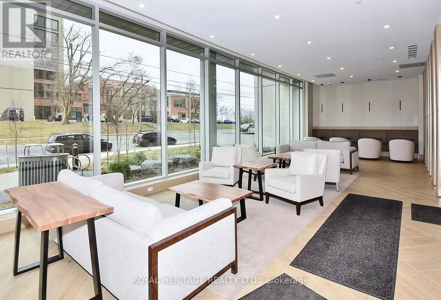 510 - 195 Hunter Street E, Peterborough East, Ontario  K9H 0K6 - Photo 3 - X12088002