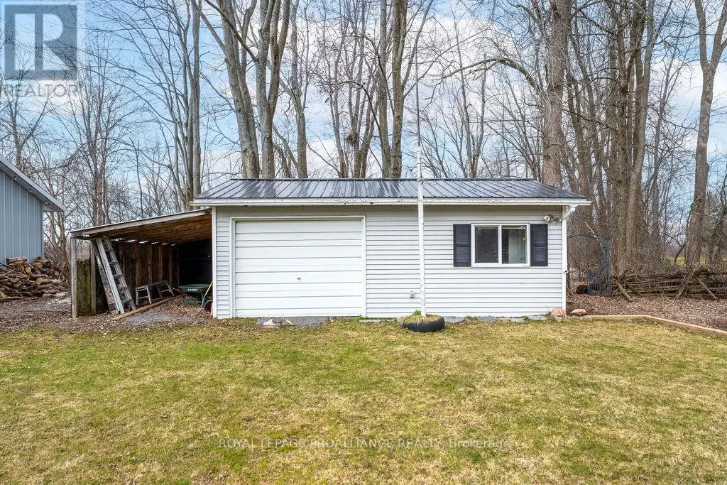 657 49 Highway, Prince Edward County, Ontario  K0K 2T0 - Photo 3 - X12088531