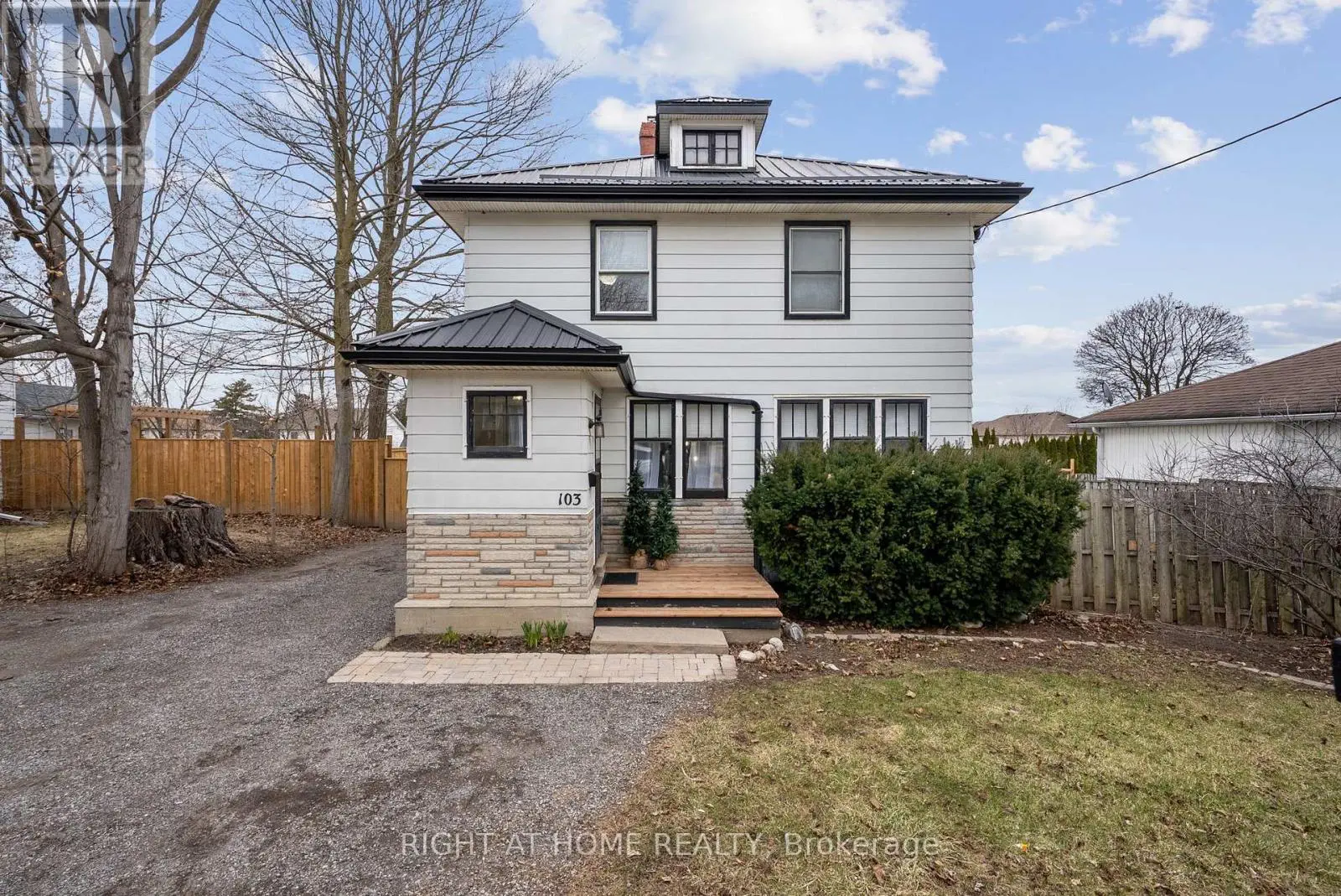 103 Liberty Street N, Clarington, Ontario  L1C 2L8 - Photo 1 - E12088818