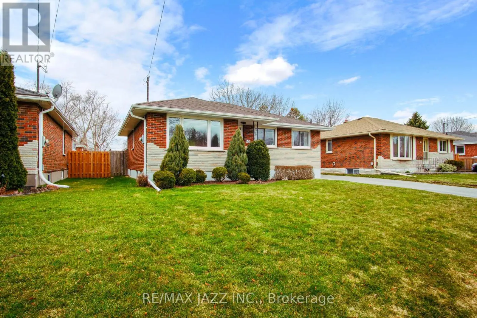 148 Easthaven Street, Oshawa, Ontario  L1G 6K5 - Photo 2 - E12089066