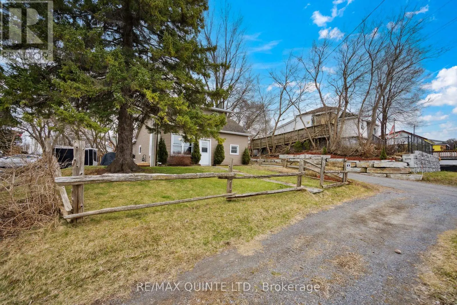 7 Elks Street, Prince Edward County, Ontario  K0K 2T0 - Photo 3 - X12089974