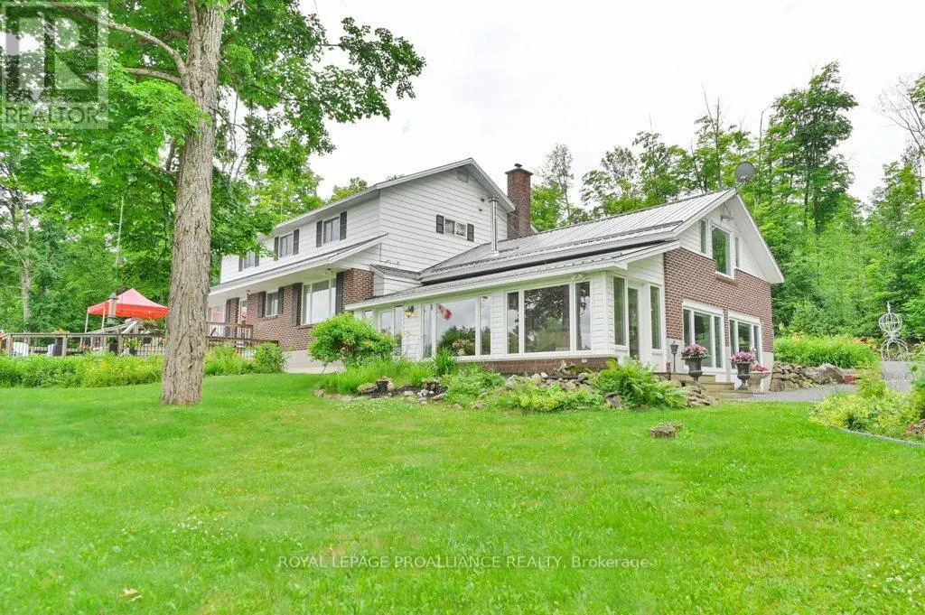 17276 Highway 41, Addington Highlands, Ontario  K0H 1K0 - Photo 2 - X12091430