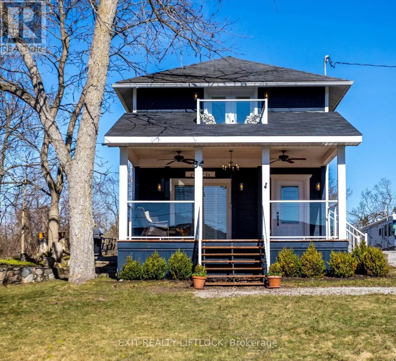 64 FRONT STREET E, Kawartha Lakes, Ontario