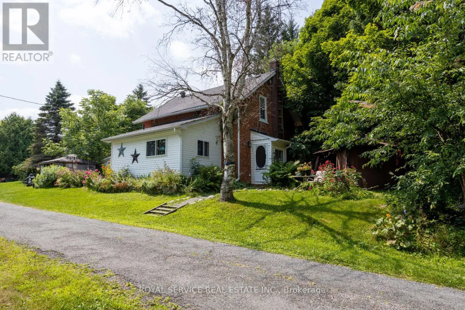 1539 Larmer Line, Cavan Monaghan, Ontario  K0L 1V0 - Photo 1 - X12081138