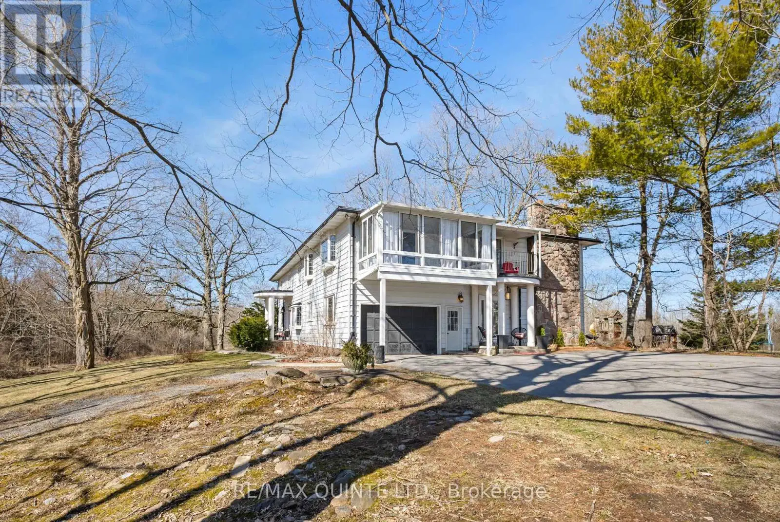 548 Lorna Lane, Greater Napanee, Ontario  K0K 2Z0 - Photo 2 - X12093667