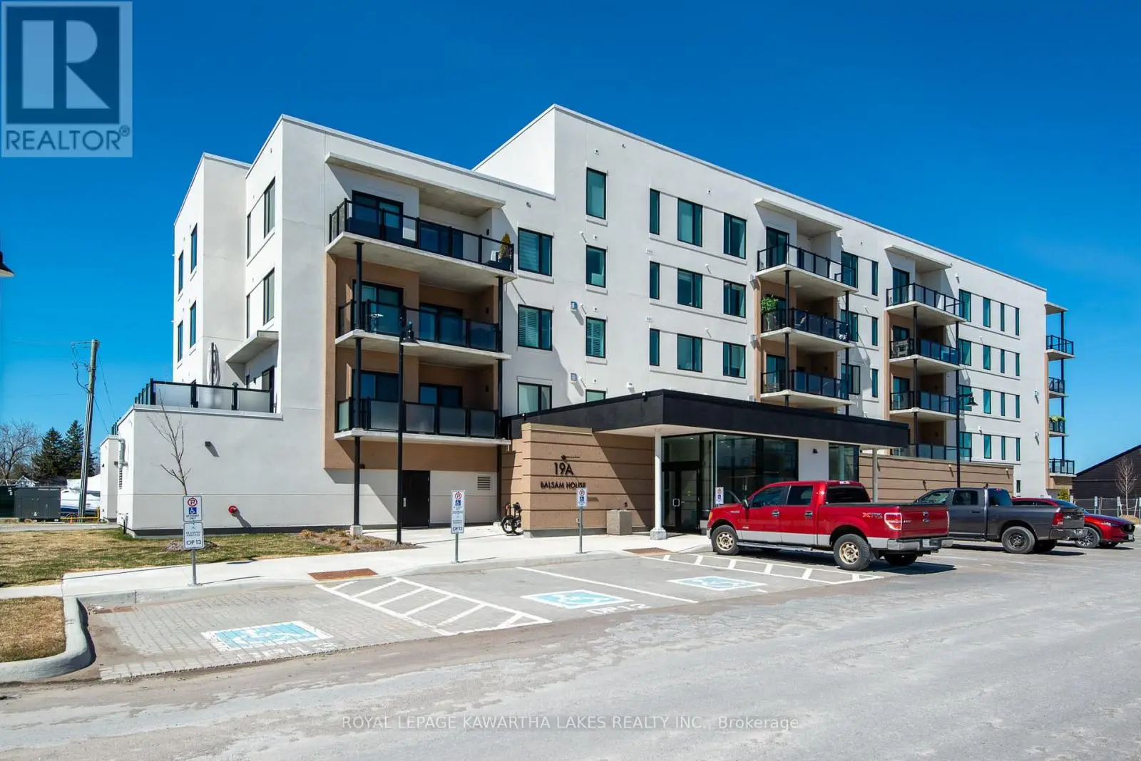 201 - 19 WEST STREET N, Kawartha Lakes, Ontario