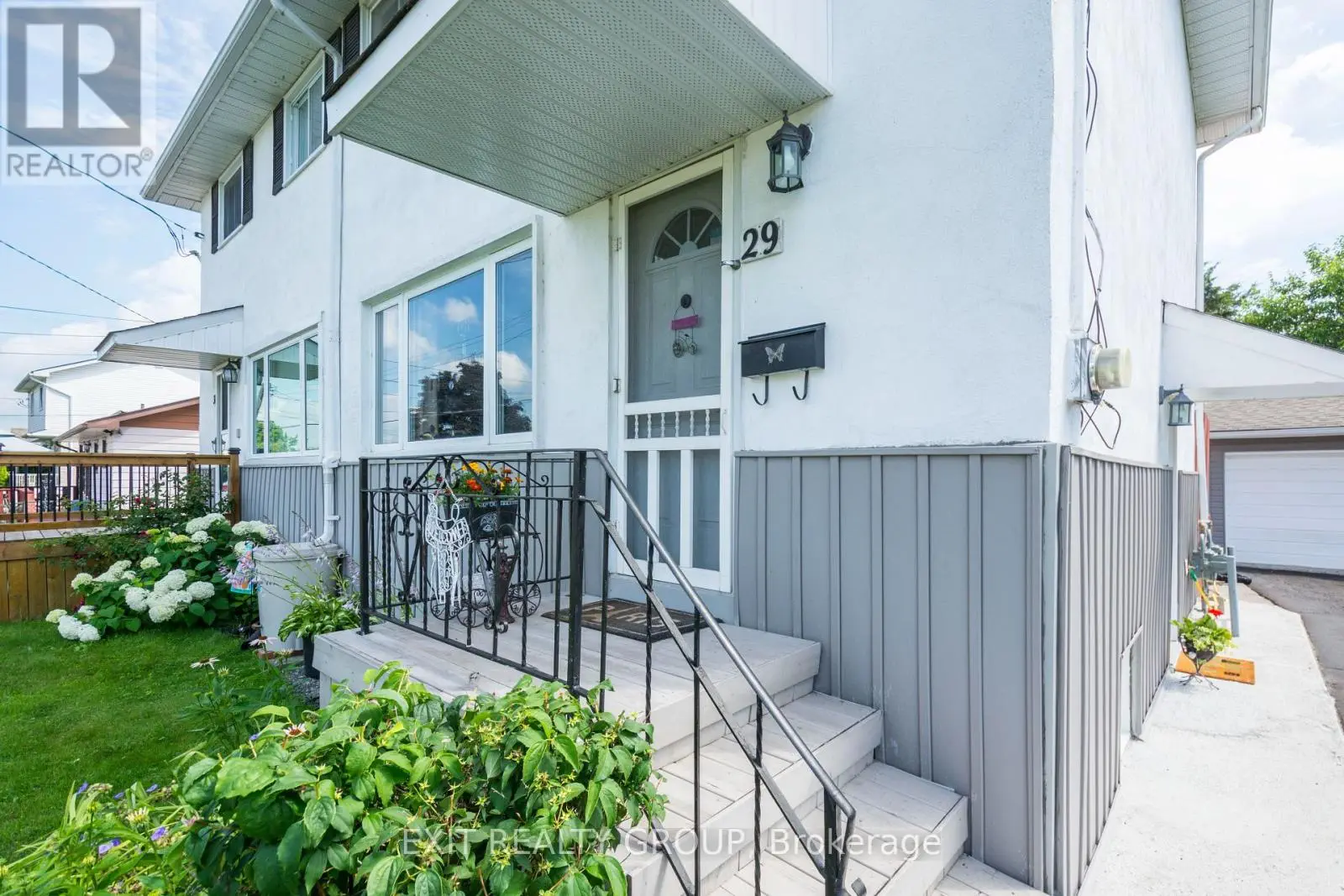 29 Ramsay Avenue, Quinte West, Ontario  K8V 2P6 - Photo 1 - X12094825