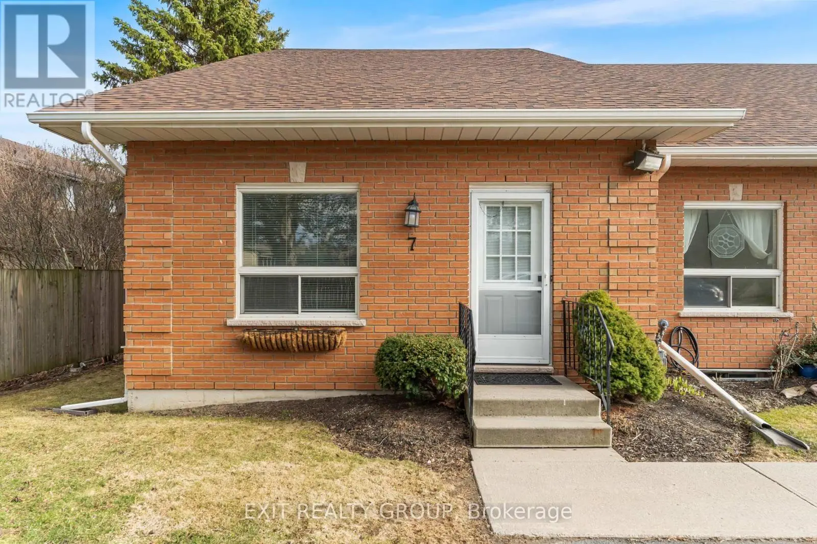 #7-45 Prince Edward Street, Brighton, Ontario  K0K 1H0 - Photo 1 - X12094837