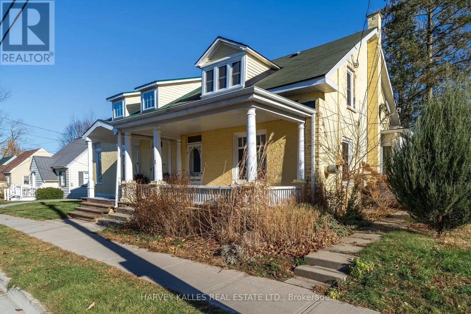 11 Ferguson Street, Prince Edward County, Ontario  K0K 2T0 - Photo 2 - X12095605