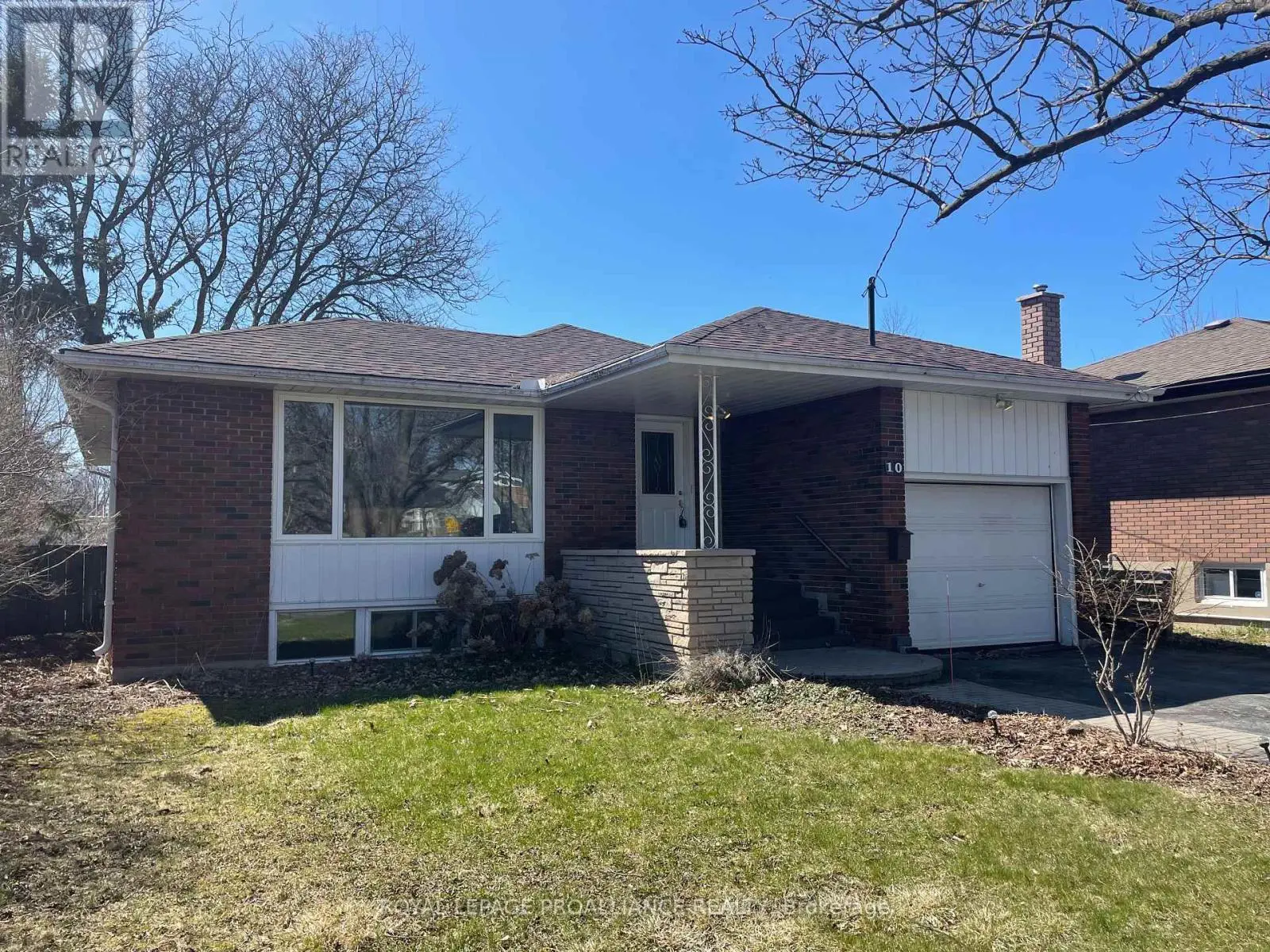 10 Meadowvale Avenue, Belleville, Ontario  K8N 2L4 - Photo 2 - X12048338