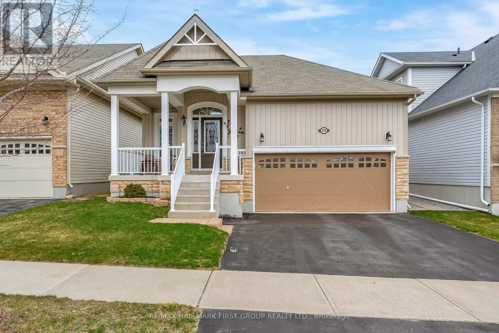 638 Robinson Drive, Cobourg, Ontario  K9A 0J5 - Photo 1 - X12096199
