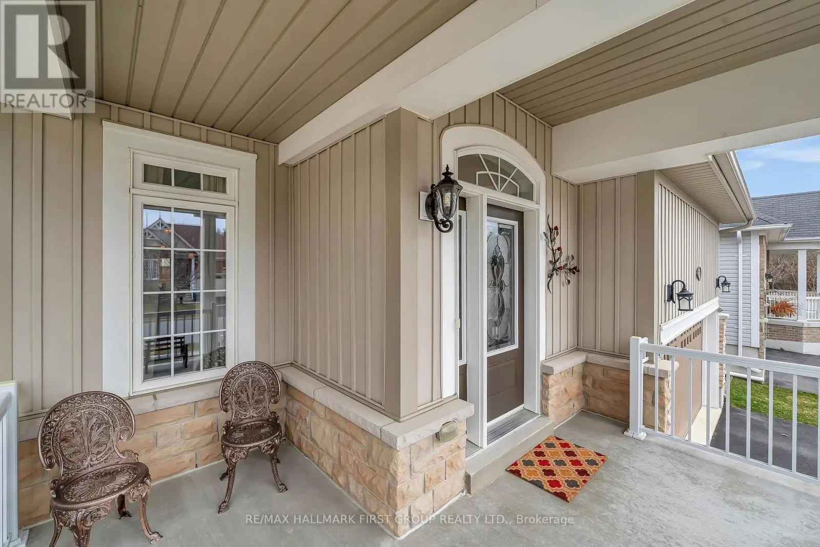 638 Robinson Drive, Cobourg, Ontario  K9A 0J5 - Photo 3 - X12096199