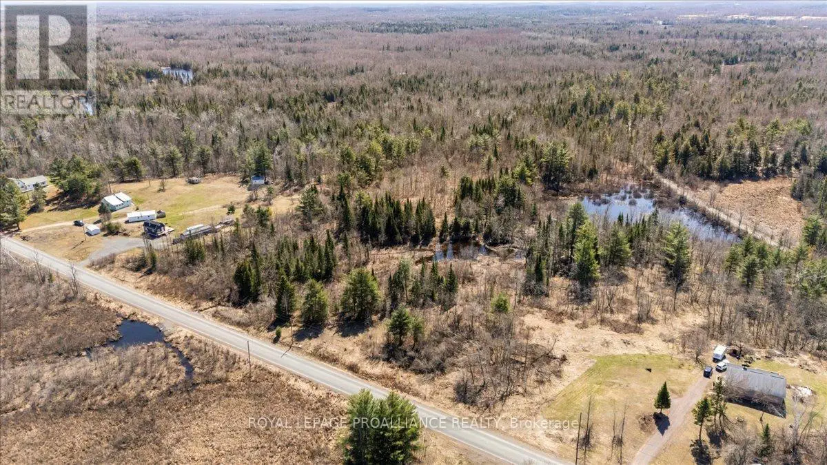 70 Bannockburn Road E, Madoc, Ontario  K0K 1Y0 - Photo 2 - X12096242