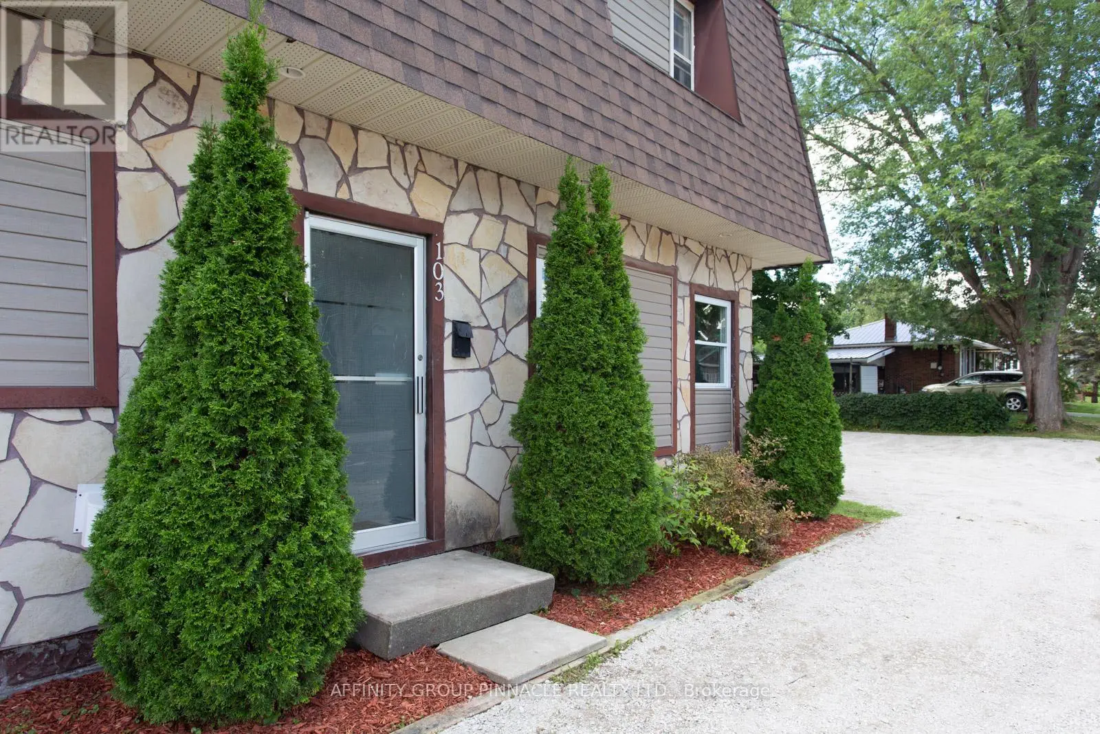 103 Durham Street W, Kawartha Lakes, Ontario  K9V 2R2 - Photo 3 - X11982677