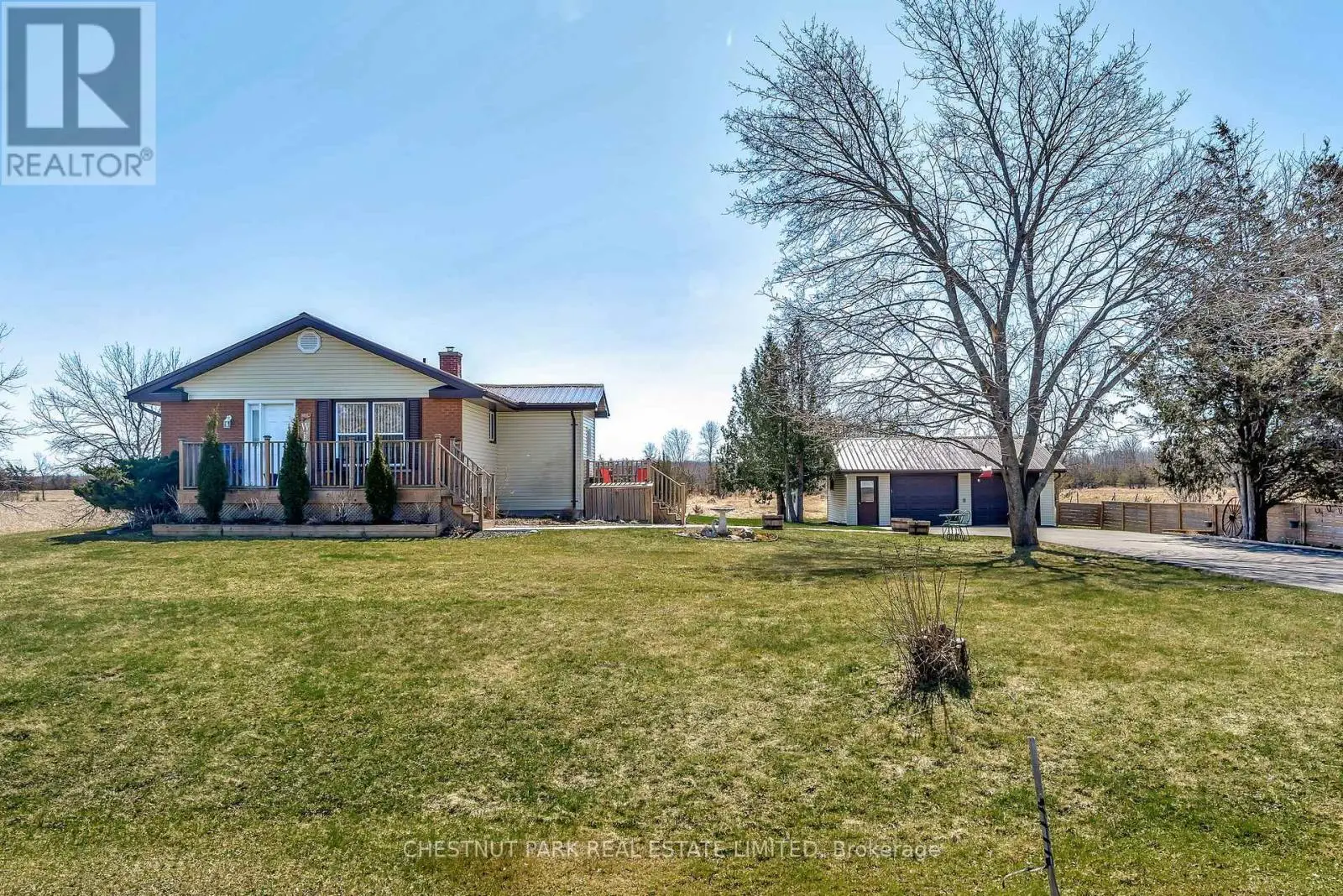 394 Jericho Road, Prince Edward County, Ontario  K0K 1W0 - Photo 2 - X12097036