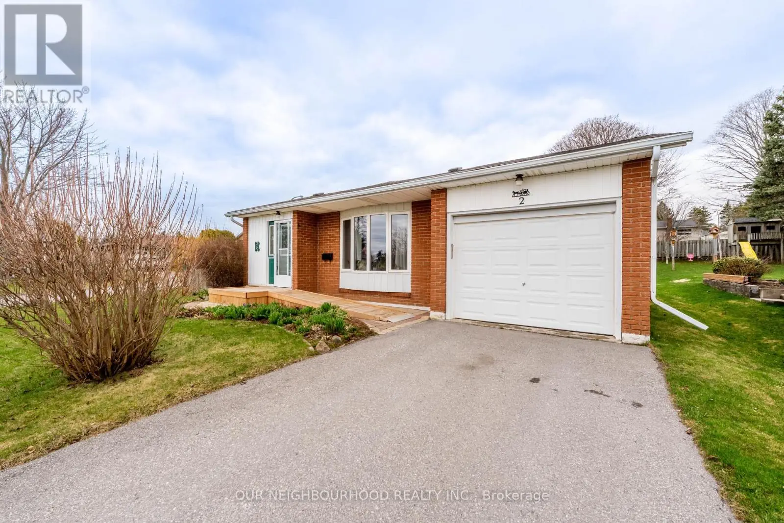 2 CALGARY ROAD, Port Hope, Ontario