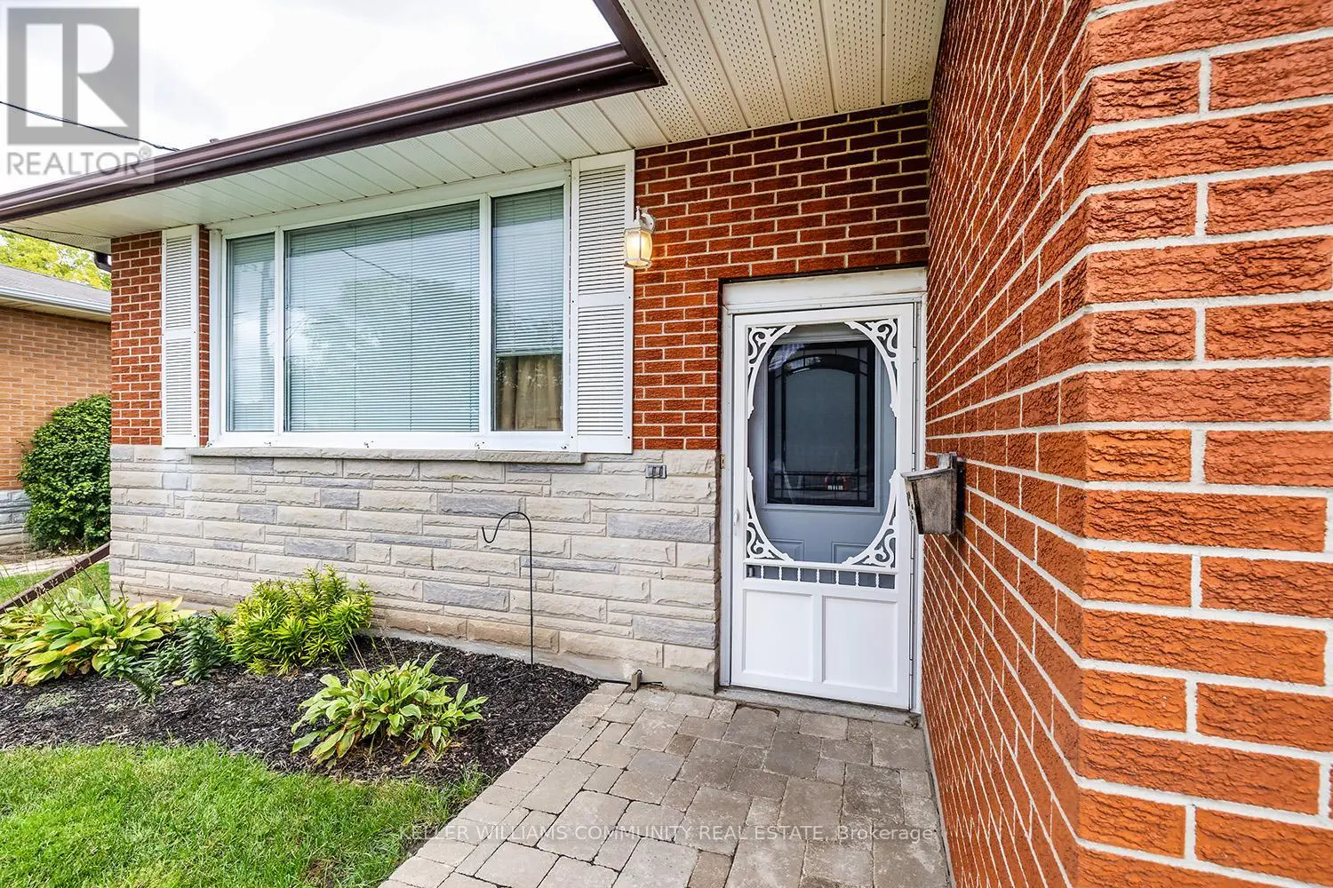 159 Scugog Street, Clarington, Ontario  L1C 3J7 - Photo 3 - E12097740
