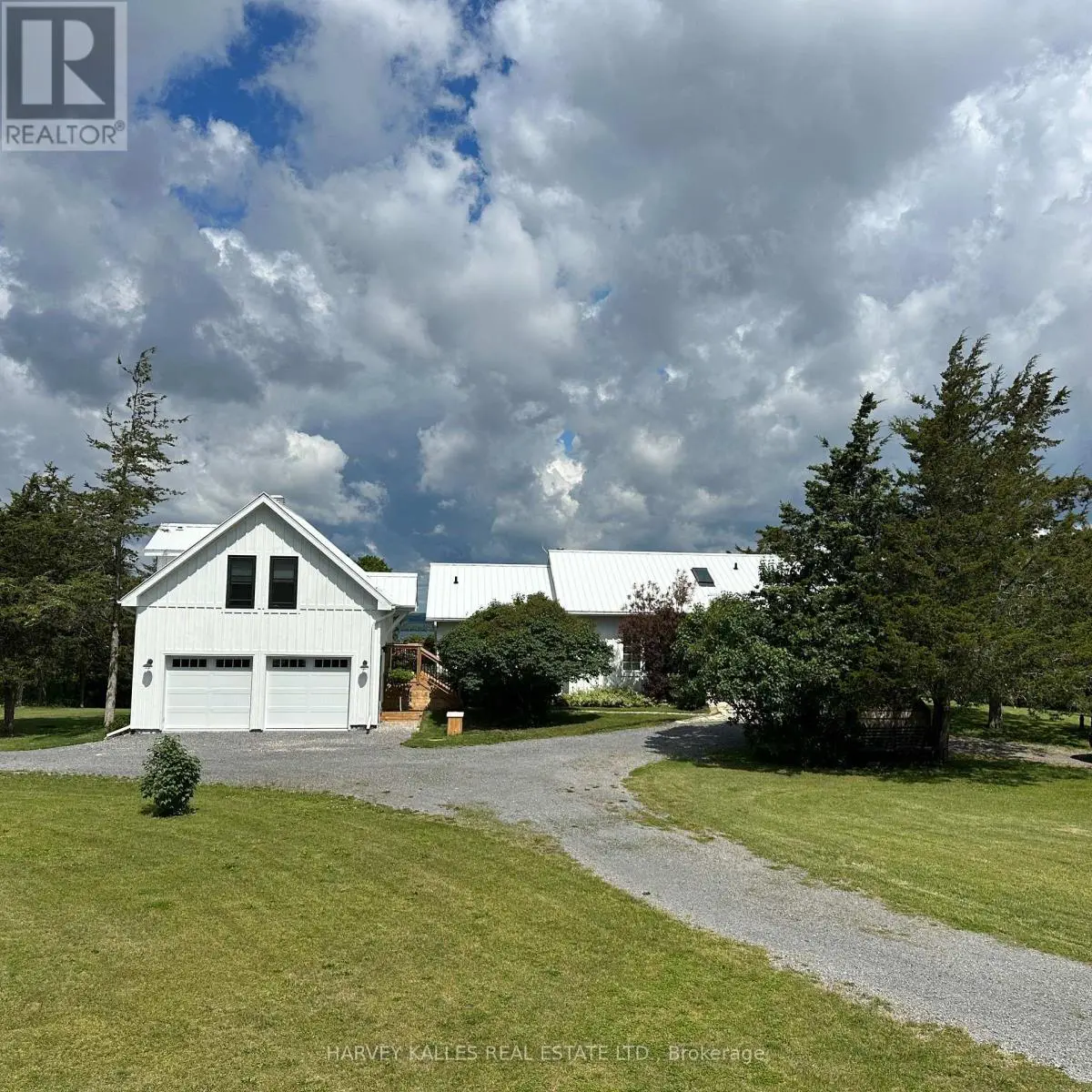 2992 County Rd 7 Road, Prince Edward County, Ontario  K0K 2T0 - Photo 2 - X12098079