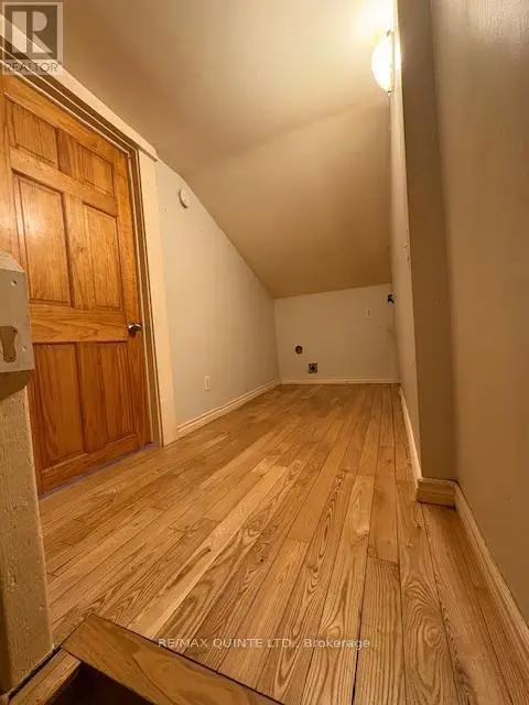 5-7 Boswell Street, Belleville, Ontario  K8P 3K7 - Photo 32 - X12085862
