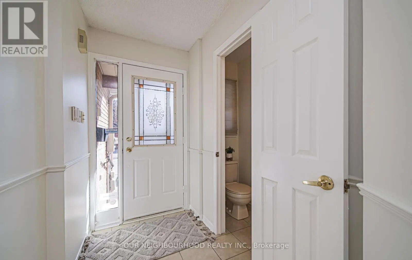 6 - 1610 Crawforth Street, Whitby, Ontario  L1N 9B1 - Photo 3 - E12098395