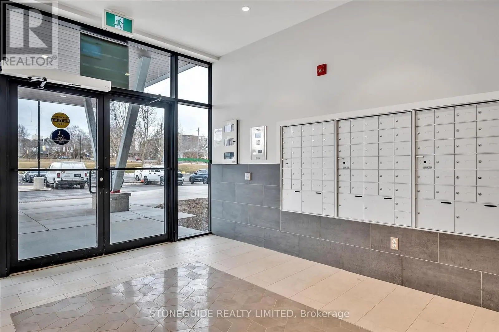 220 - 555 Bonaccord Street, Peterborough, Ontario  K9H 2X8 - Photo 3 - X12098970