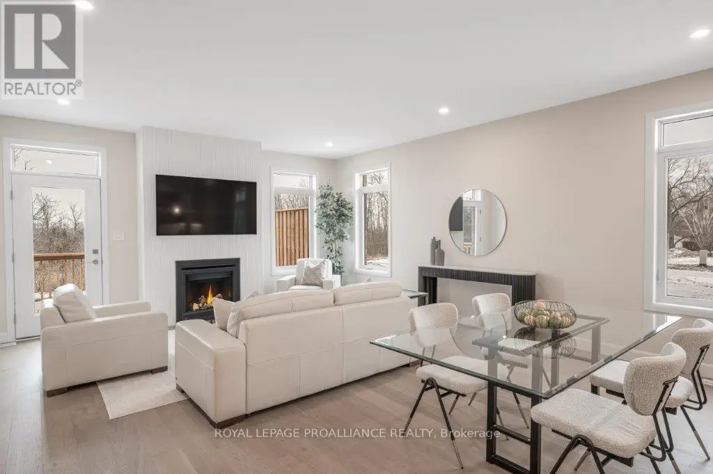 126 Stonecrest Boulevard, Quinte West, Ontario  K8R 0B4 - Photo 1 - X12099526