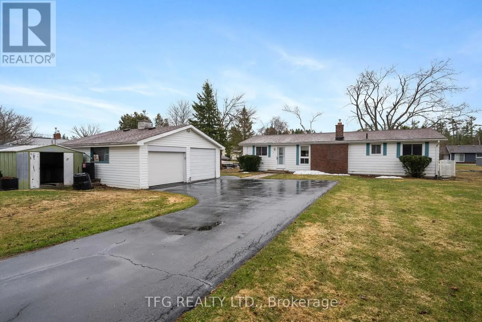 12 North Bayou Road, Kawartha Lakes, Ontario  K0M 1N0 - Photo 2 - X12100426