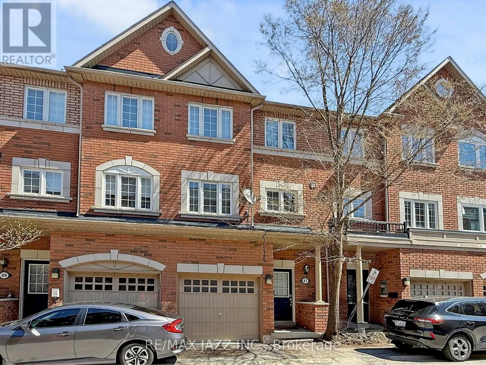 47 Elphick Lane, Toronto, Ontario  M9N 4A2 - Photo 3 - W12100569