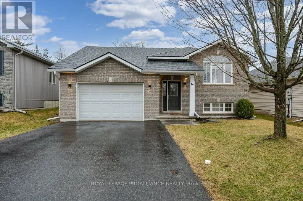 17 Kyle Court, Quinte West, Ontario  K0K 2C0 - Photo 1 - X12100583