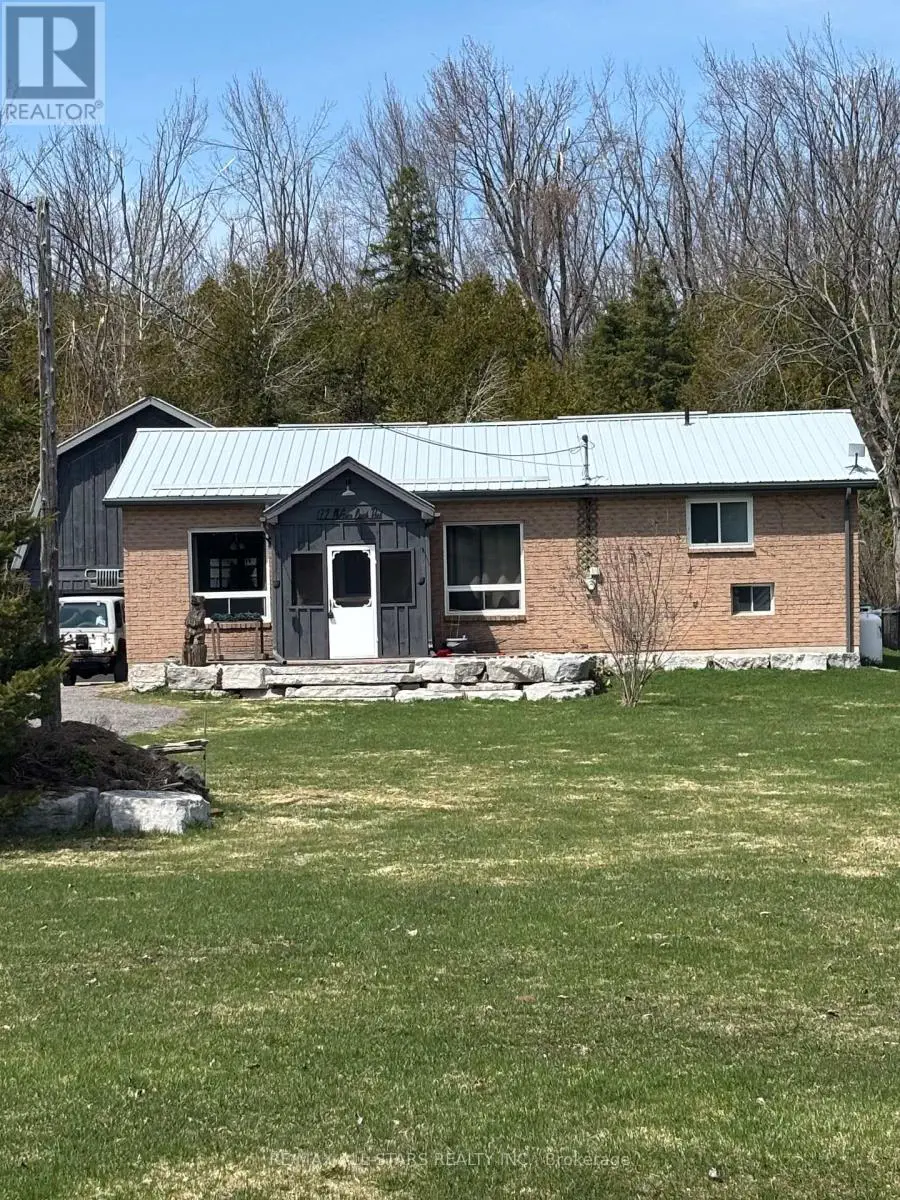 172 Mcguire Beach Road, Kawartha Lakes, Ontario  K0M 2B0 - Photo 3 - X12018919