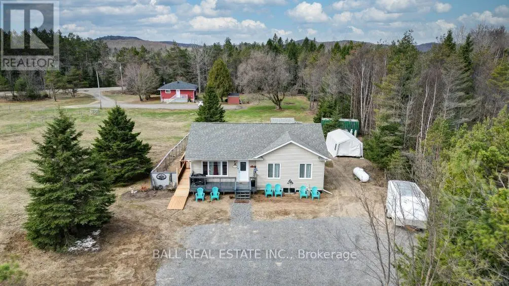 41 Maxwell Settlement Road, Bancroft, Ontario  K0L 1C0 - Photo 2 - X12037893