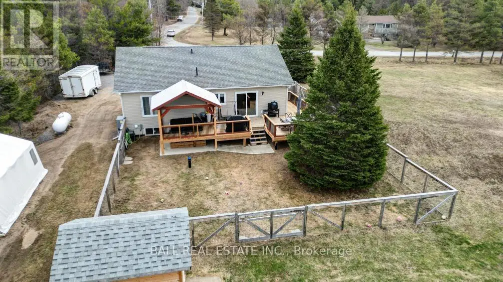 41 Maxwell Settlement Road, Bancroft, Ontario  K0L 1C0 - Photo 3 - X12037893