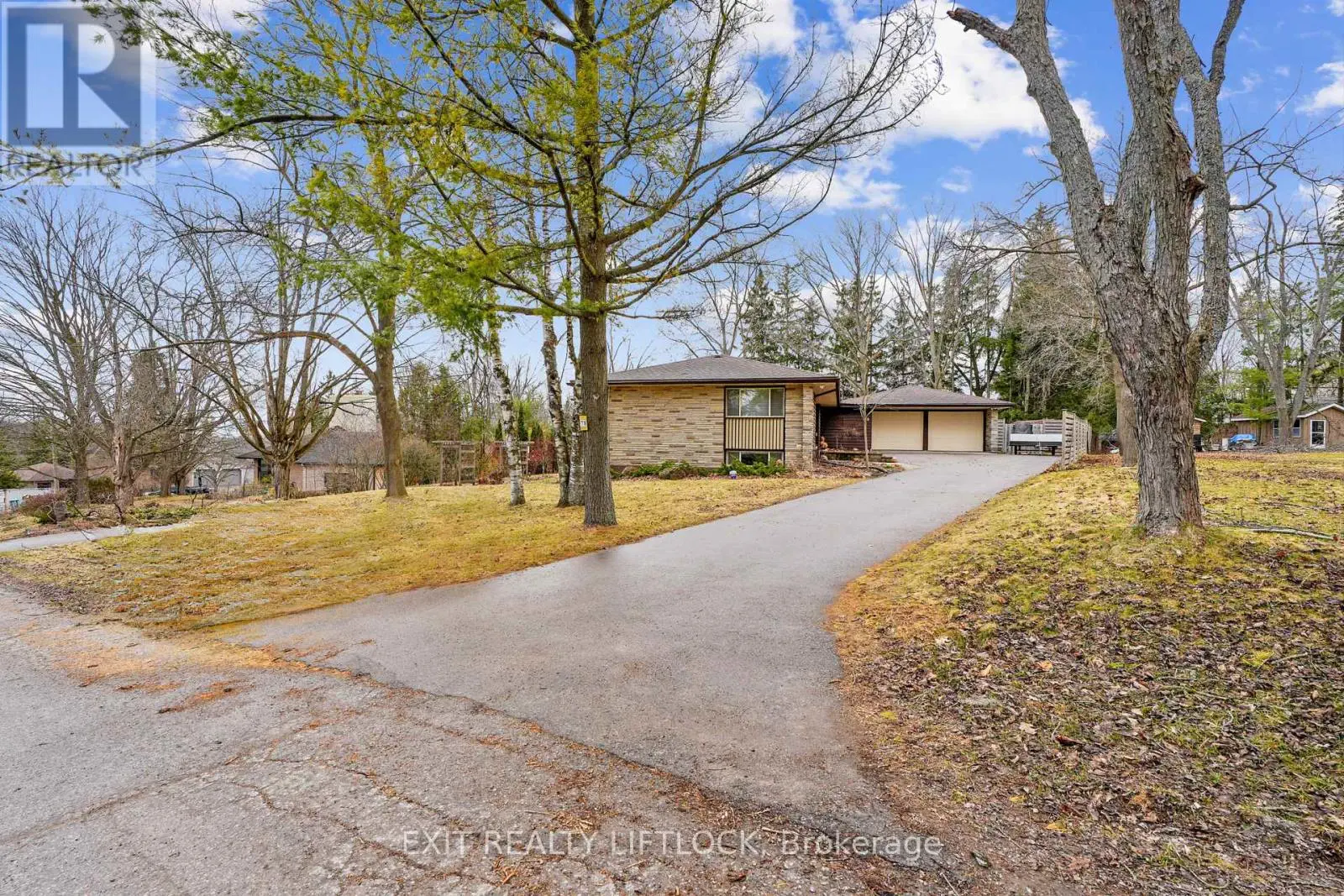 78 Edgewood Road, Peterborough West, Ontario  K9J 6V8 - Photo 2 - X12085905
